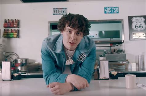 Jack Harlow – WHATS POPPIN Lyrics